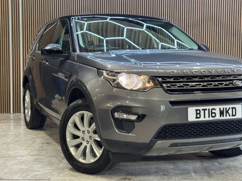Land Rover Discovery Sport 2.0 Discovery Sport SE Tech TD4 Auto 4WD 5dr 17