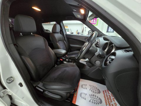 Nissan Juke 1.2 DIG-T N-Connecta Euro 6 (s/s) 5dr 39