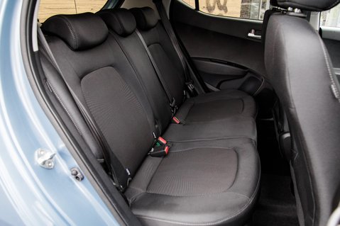 Hyundai i10 PREMIUM SE 31