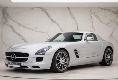Mercedes-Benz SLS 6.2 63 V8 AMG 2dr