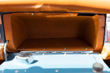 Mercedes-Benz SL 280 Pagoda 41