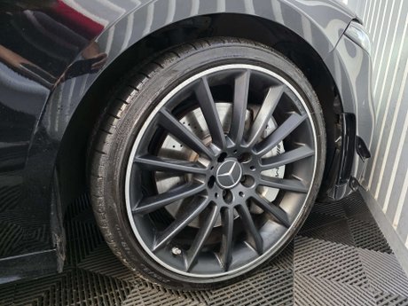 Mercedes-Benz A Class 2.0 A35 AMG Edition (Premium Plus) Hatchback 5dr Petrol 7G-DCT 4MATIC Euro 24