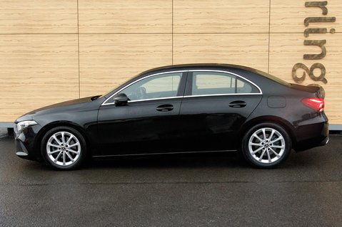Mercedes-Benz A Class A 200 SPORT 9