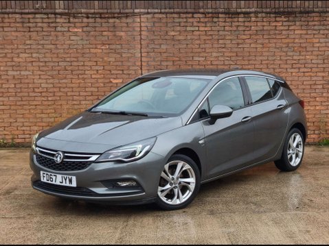 Vauxhall Astra 1.4 Astra SRi T 5dr 9