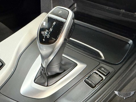 BMW 3 Series 2.0 320i M Sport Auto xDrive Euro 6 (s/s) 4dr 31