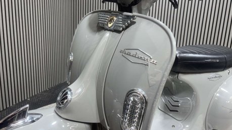 Ajs MODENA 2018 ONLY 4K RUNNING PROJECT SCOOTER SPARES OR REPAIR 125CC 18