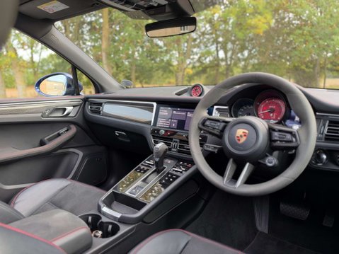 Porsche Macan 2.9 Macan GTS Semi-Auto 4WD 5dr 19