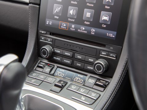Porsche 2-Zone Automatic Climate Control