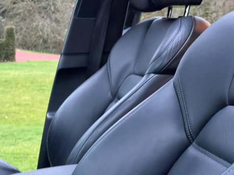 Porsche Macan S PDK 25