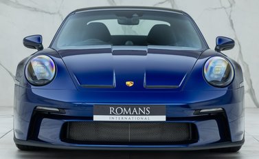 Porsche 911 GT3 Touring (992) 4