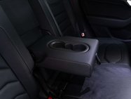 Volkswagen Touareg 3.0 Touareg V6 Black Edition TDI Auto 4WD 5dr 38