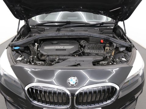 BMW 2 Series 1.5 218i Sport Euro 6 (s/s) 5dr 29