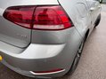 Volkswagen Golf 1.0 TSI BlueMotion Tech SE Nav Euro 6 (s/s) 5dr 17