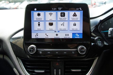 Ford Fiesta TITANIUM 26