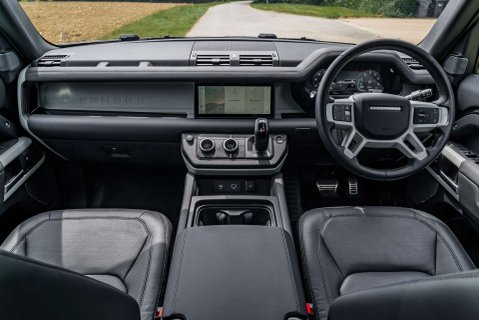Land Rover Defender P400e XS Edition 12