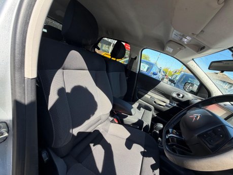 Citroen C4 Cactus PURETECH FLAIR 10