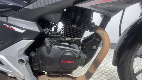 Honda CB GLR125 2018 RUNNING PROJECT COMMUTER BIKE 125CC LEARNER 11