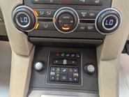 Land Rover Discovery 3.0 Discovery SE Tech SDV6 Auto 4WD 5dr 65