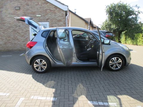 Kia Venga 1.6 2 Euro 6 (s/s) 5dr 9