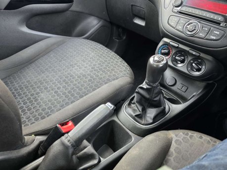 Vauxhall Corsa 1.4i ecoFLEX Sting Euro 6 3dr 26