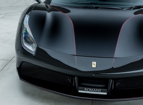 Ferrari 488 GTB Tailor Made 31