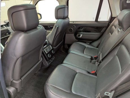 Land Rover Range Rover 3.0 Range Rover Vogue SDV6 Auto 4WD 5dr 41