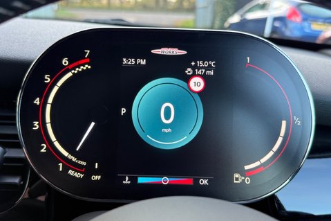 Mini Hatch JOHN COOPER WORKS - NANUQ WHITE - MINI SERVICE HISTORY 33
