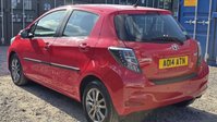 Toyota Yaris 1.33 Dual VVT-i Icon Plus Hatchback 5dr Petrol Multidrive S Euro 5 (99 ps) 4