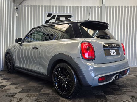 Mini Hatch 2.0 Cooper S Hatchback 3dr Petrol Manual Euro 6 (s/s) (192 ps) 4
