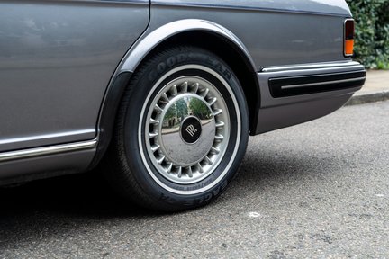 Rolls-Royce Silver Spur Silver Spur IV 11