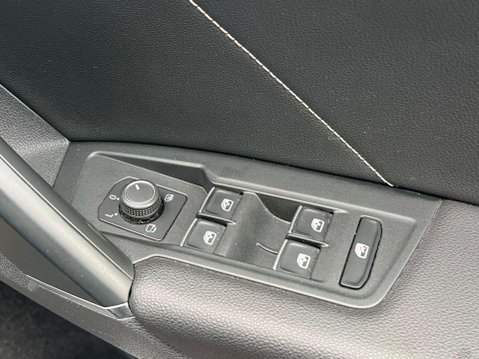 Volkswagen Tiguan 2.0 Tiguan R-Line TDI BlueMotion Technology 4Motion Semi-Automatic 4WD 5dr 55
