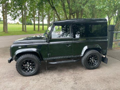 Land Rover Defender 2.5 TD5 10