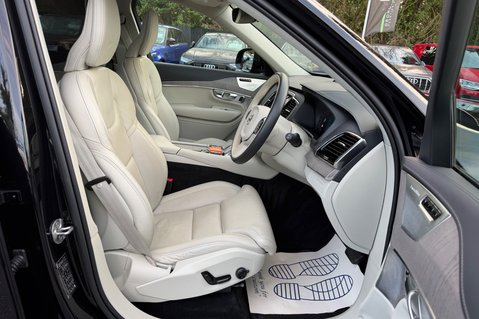 Volvo XC90 RECHARGE T8 ULTIMATE AWD - BLOND LEATHER - VAT QUALIFYING 36