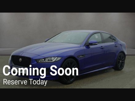 Jaguar XE R-SPORT INGENIUM