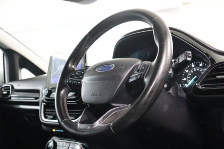 Ford Fiesta TITANIUM 12