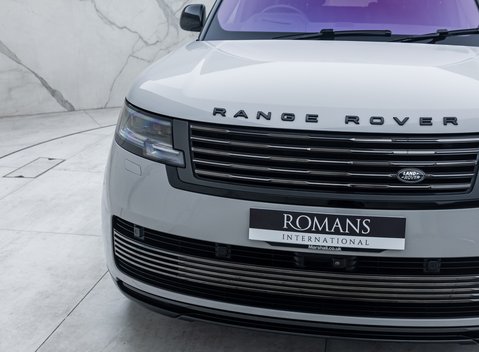Land Rover Range Rover P510e SV 35