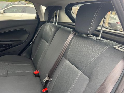 Ford Fiesta 1.4 Titanium 5dr 36