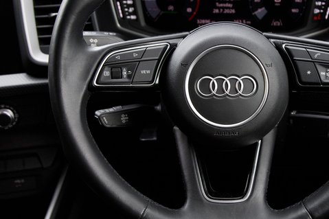 Audi A1 SPORTBACK TFSI SPORT 18