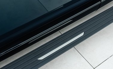 Land Rover Range Rover P530 SV 41