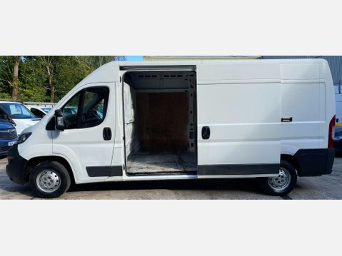 Peugeot Boxer 2.2 HDi 335 Professional Panel Van 5dr Diesel Manual L3 H2 Euro 5 (130 ps) 17