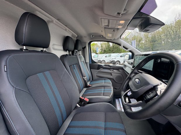 Ford Transit Custom AUTO LWB [SOLD MT] L2H1 Low Roof Sport 320 Air Con SELECT 14