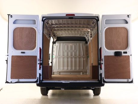 Citroen Relay 2.2 BlueHDi L4H2 Van 140ps Enterprise Pro 3