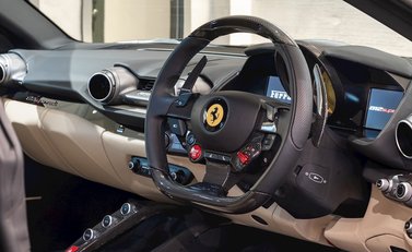 Ferrari 812 Superfast 7