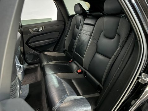 Volvo XC60 D4 R-DESIGN 18