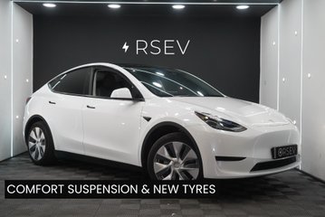 Tesla Model Y RWD 4 New Tyres Comfort Suspension 1 Owner GROK AI Ryzen Adaptive LEDs VATQ