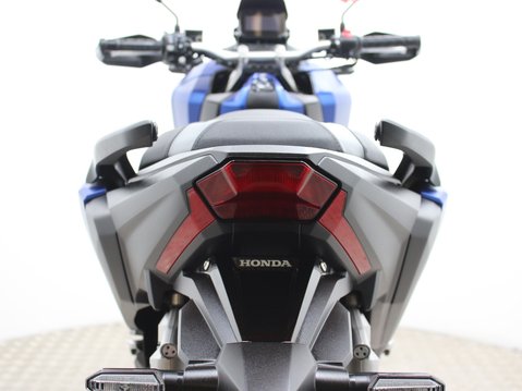 Honda ADV 350 ADV 350 A-R 41