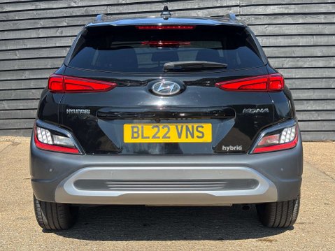 Hyundai KONA 1.6 Kona Premium GDi HEV Semi-Auto 5dr 8