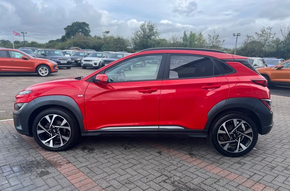 Hyundai KONA T-GDI PREMIUM MHEV 10
