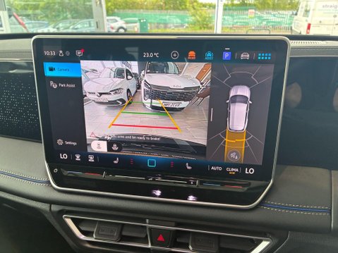 Volkswagen Tiguan 1.5 eTSI MHEV R-Line DSG Euro 6 (s/s) 5dr 28