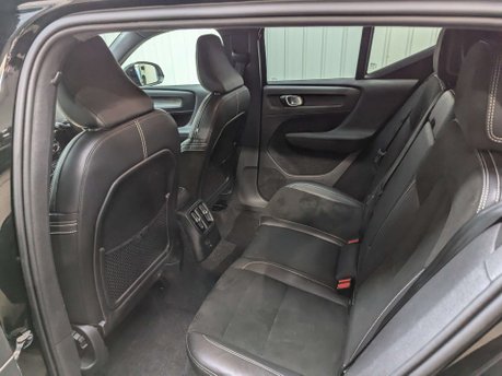 Volvo XC40 1.5 XC40 R-Design T5 Recharge Auto 5dr 66